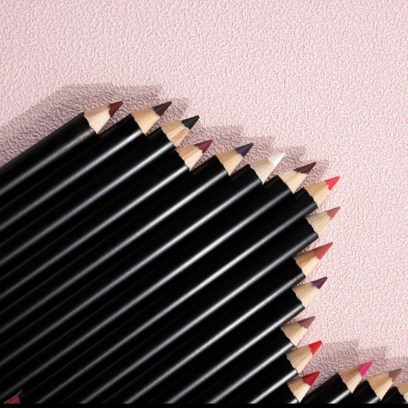 Lip liner - Picture 4 of 12